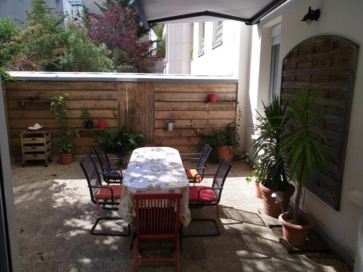 Cosy Rare 2 Bedroom Apartment Around A Private Garden Neuilly-sur-Seine ภายนอก รูปภาพ