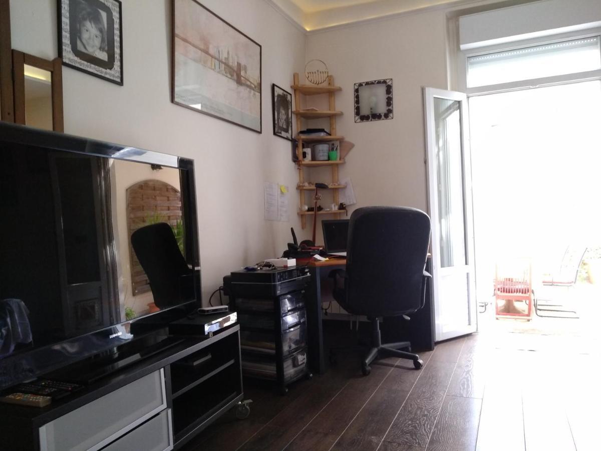 Cosy Rare 2 Bedroom Apartment Around A Private Garden Neuilly-sur-Seine ภายนอก รูปภาพ