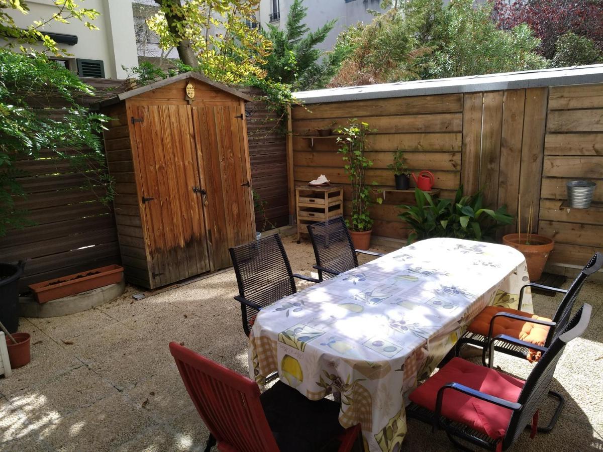 Cosy Rare 2 Bedroom Apartment Around A Private Garden Neuilly-sur-Seine ภายนอก รูปภาพ